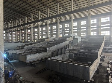 The Characteristics of the Reciprocating Grate of the Garbage Incinerator